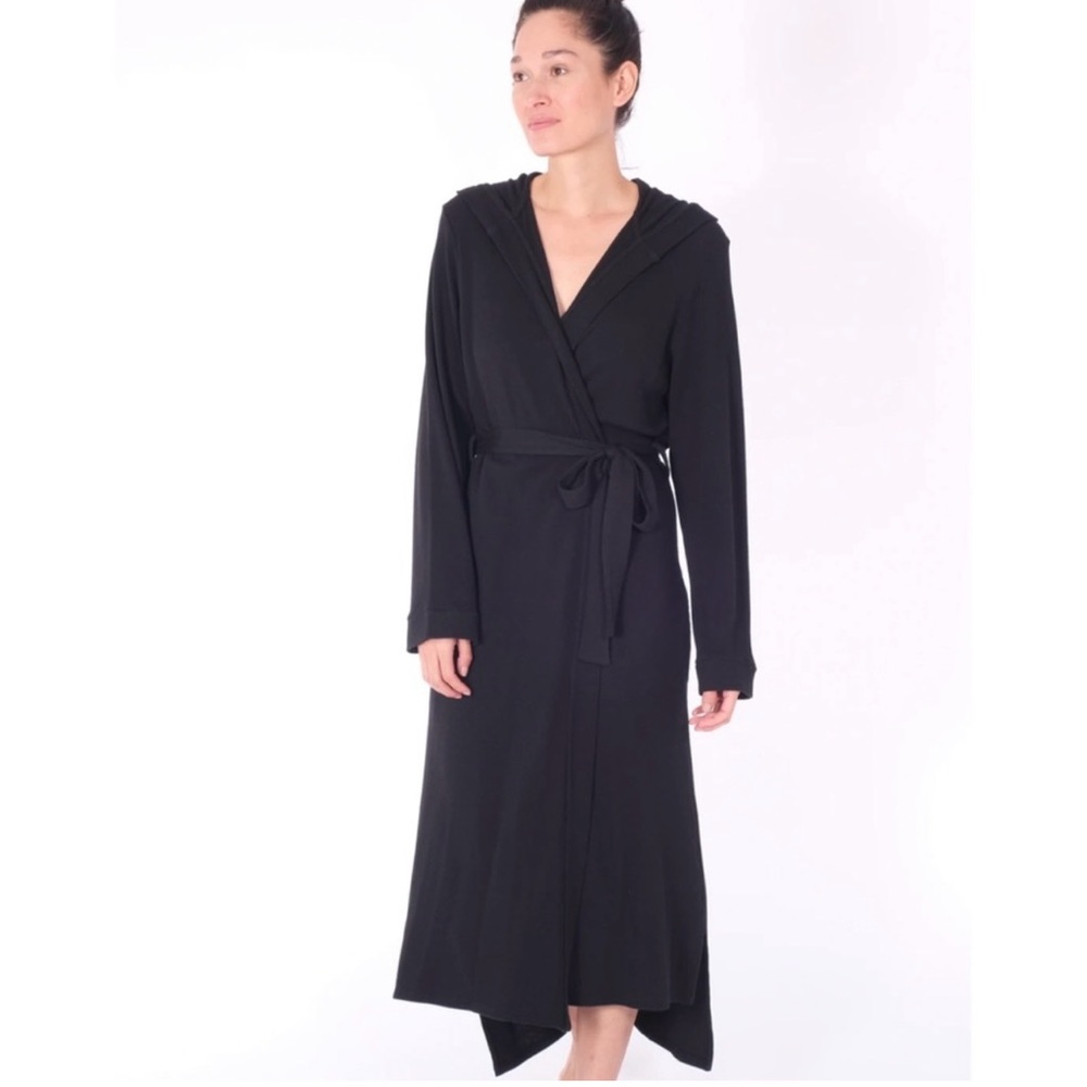 NYC Recliner Hooded Robe